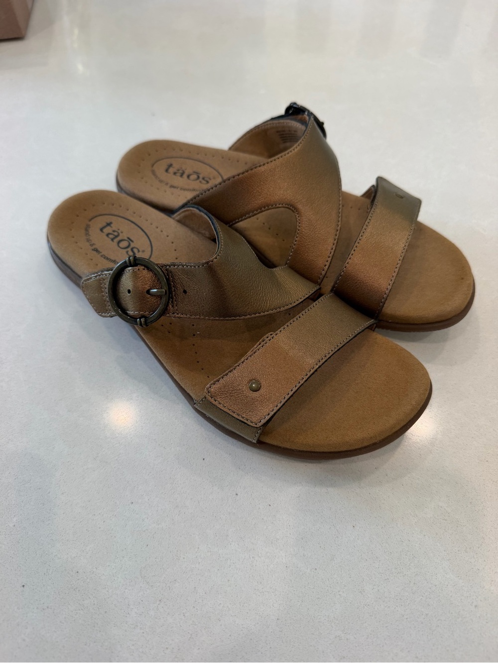 Taos Bronze Westside Women's Sandals size 7